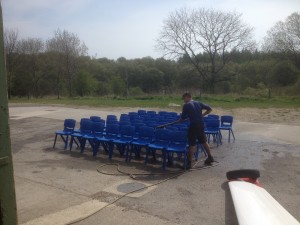 More chair washing for Seb Kawa